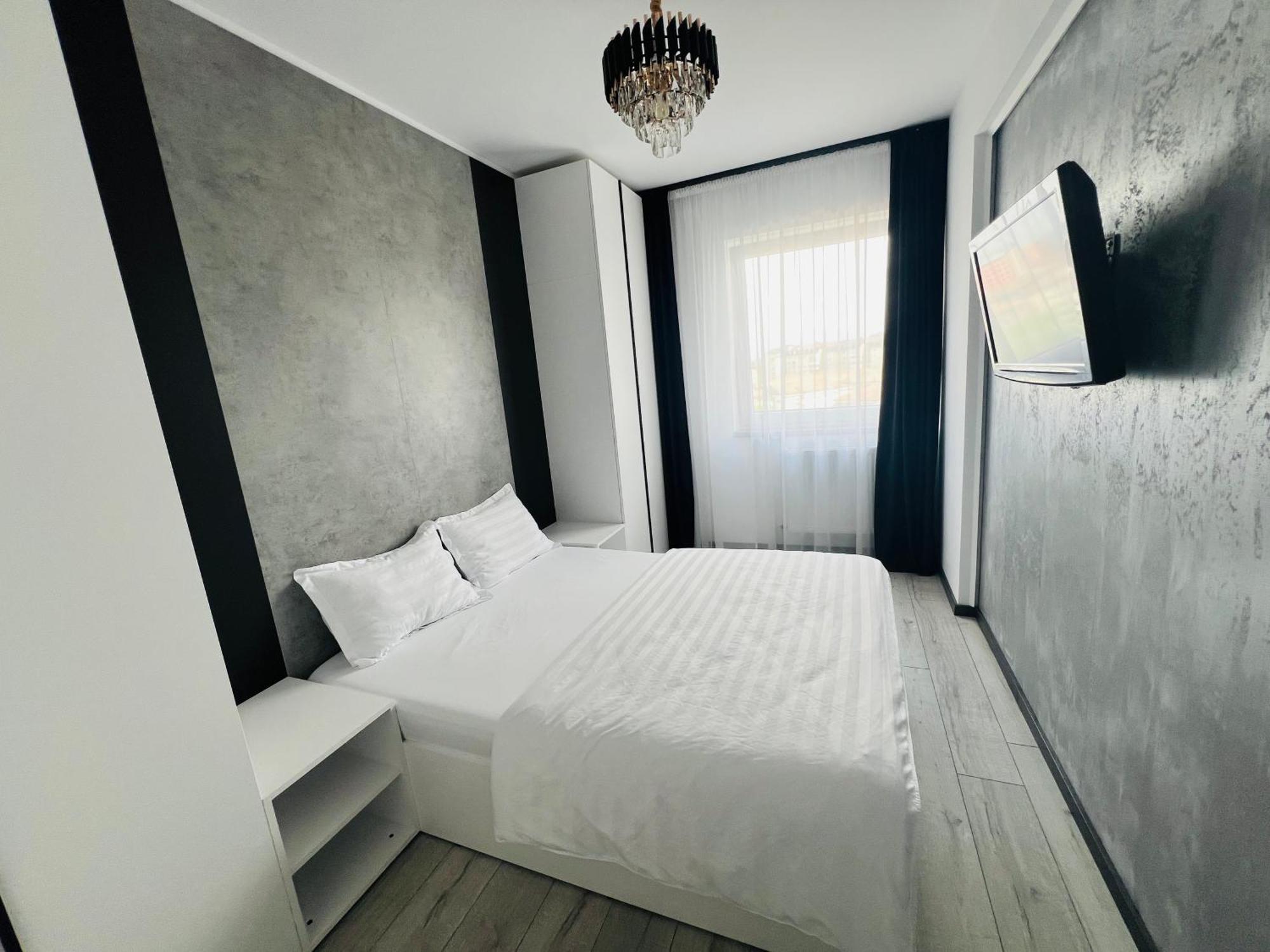 The Silver Grove Oradea Exterior photo